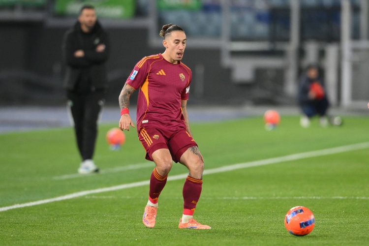 华体会官方网站-记者：贝西克塔斯曾向利物浦求租齐米卡斯，球员希望重返红军效力